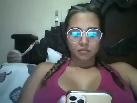 trianabell online show from 03.04.25