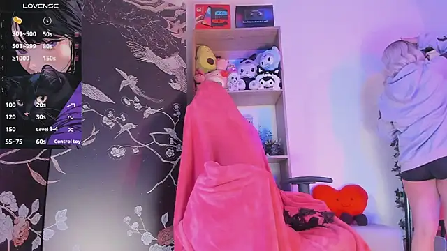 Snapshot of sensualkattt chatting on 02.11.25 sensualkattt online show from 02.11.25