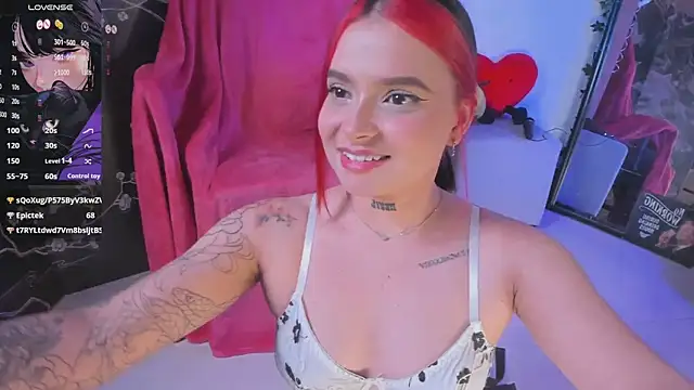 Snapshot of sensualkattt chatting on 02.19.25 sensualkattt online show from 02.19.25