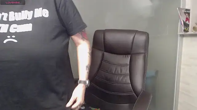 BustyAllyy online show from 01.17.25