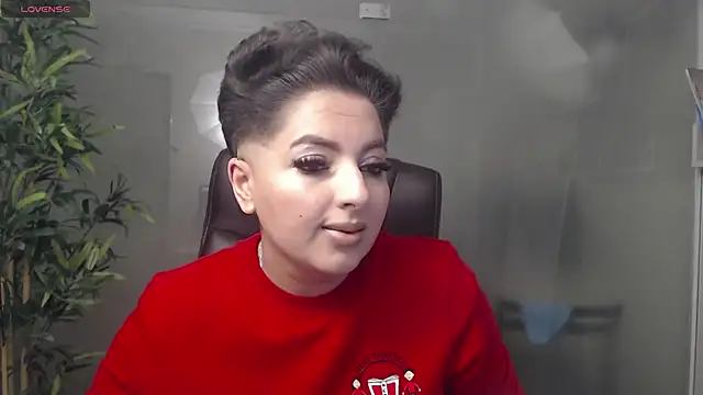 BustyAllyy online show from 01.17.25