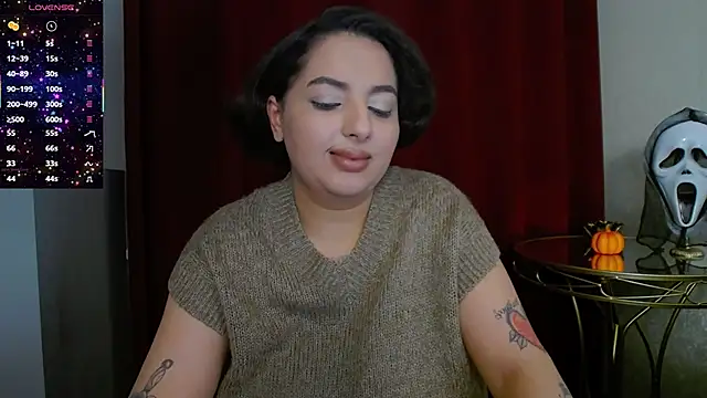 BustyAllyy online show from 10.28.25