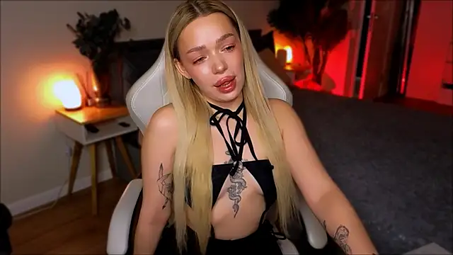 Lily Yin online show from 02.23.26