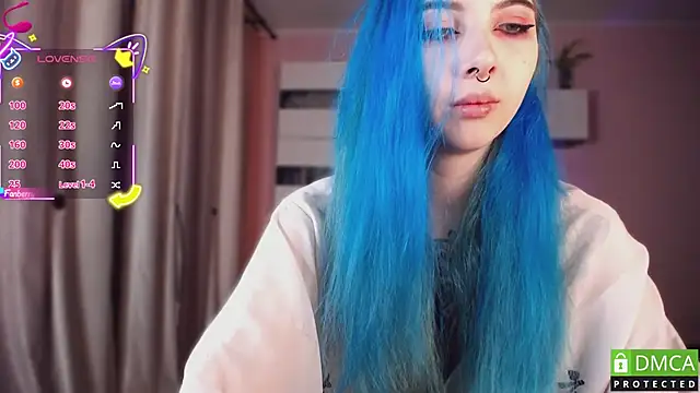 Snapshot of JustMeowGirl chatting on 09.29.25 JustMeowGirl online show from 09.29.25