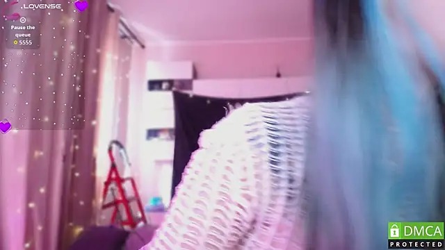 JustMeowGirl online show from 04.06.26