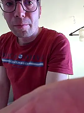 Snapshot of Schnubby1 chatting on 04.28.26 Schnubby1 online show from 04.28.26