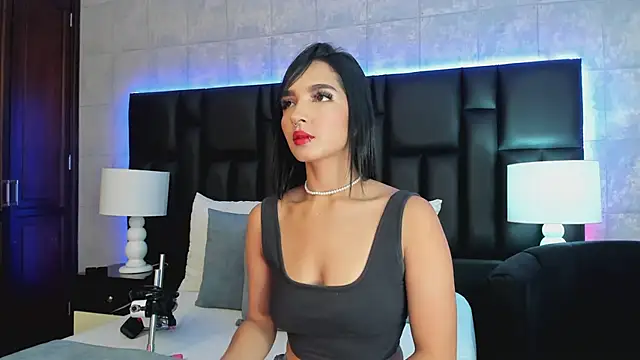 MiaSweeths online show from 02.12.25