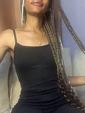 Snapshot of GoddessVee chatting on 03.14.25 GoddessVee online show from 03.14.25