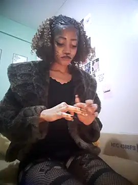 Snapshot of GoddessVee chatting on 10.31.25 GoddessVee online show from 10.31.25