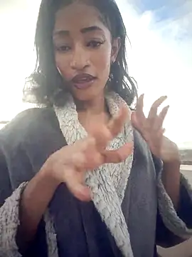 GoddessVee online show from 04.12.26