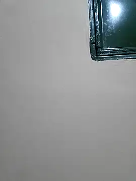 julietunderwoood online show from 11.02.25