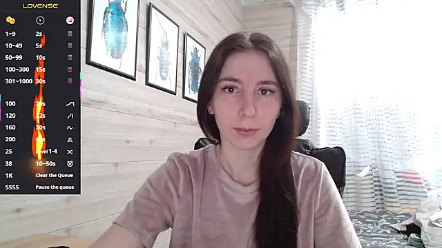 Snapshot of Wowpornoo chatting on 03.22.25 Wowpornoo online show from 03.22.25