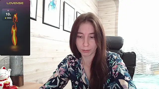 Snapshot of Wowpornoo chatting on 09.09.25 Wowpornoo online show from 09.09.25