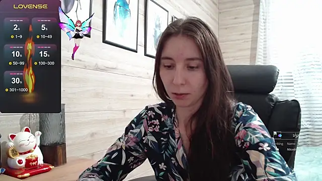 Snapshot of Wowpornoo chatting on 10.07.25 Wowpornoo online show from 10.07.25