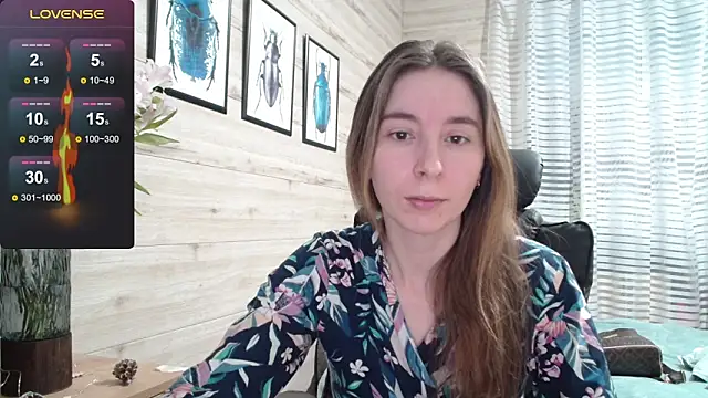 Snapshot of Wowpornoo chatting on 11.25.25 Wowpornoo online show from 11.25.25