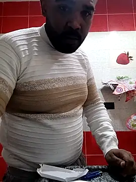 Snapshot of ListedLoin chatting on 02.27.25 ListedLoin online show from 02.27.25