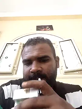 Snapshot of ListedLoin chatting on 10.19.25 ListedLoin online show from 10.19.25