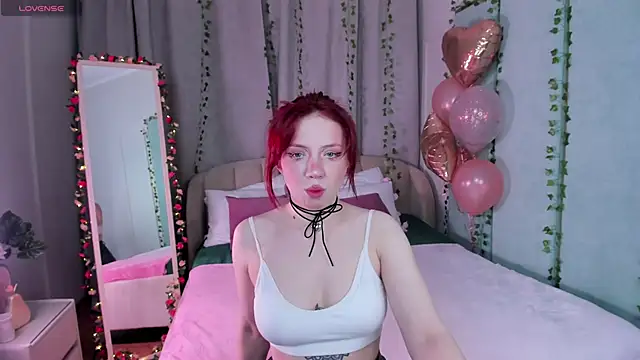 Love is Lola online show from 02.25.25