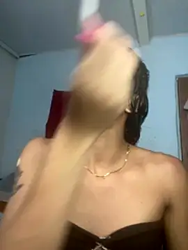 Snapshot of Bigcatalove chatting on 11.16.25 Bigcatalove online show from 11.16.25