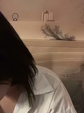 Eliza-E online show from 02.01.26