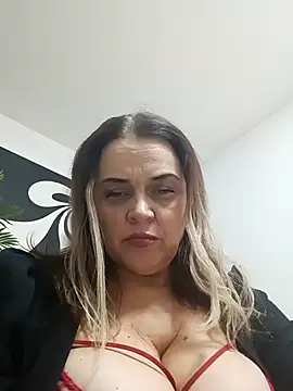 hugebobbs online show from 02.03.26