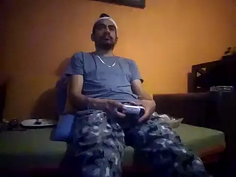 Snapshot of Angel_Coronel chatting on 01.21.25 Angel Coronel online show from 01.21.25