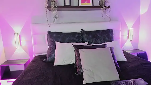 sofi bakerr online show from 03.23.26