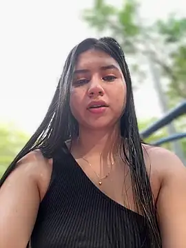 VAL PRINCESS online show from 12.20.24