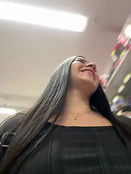 VAL PRINCESS online show from 01.25.25