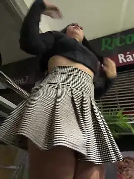 VAL PRINCESS online show from 01.26.25