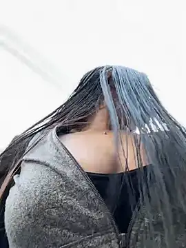 VAL PRINCESS online show from 02.02.25