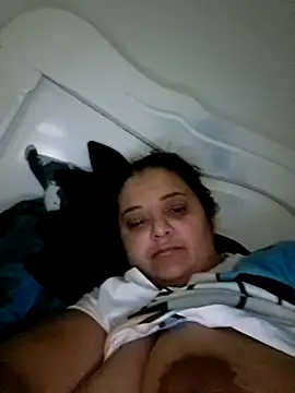 sarahhh1987 online show from 11.16.25