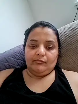 sarahhh1987 online show from 04.19.26