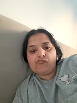 sarahhh1987 online show from 04.20.26