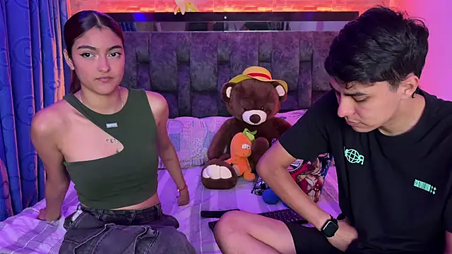 Snapshot of Juva___ chatting on 10.19.25 Juva online show from 10.19.25