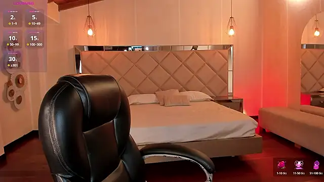 HannaConnor  online show from 02.20.26