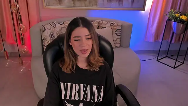 ViolettHansson online show from 03.08.25