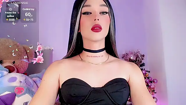 Snapshot of Marian_LV chatting on 12.30.24 Marian LV online show from 12.30.24