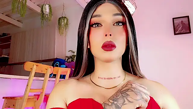 Snapshot of Marian_LV chatting on 03.22.25 Marian LV online show from 03.22.25