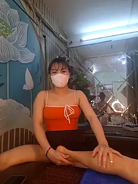 Snapshot of Dawn_hope chatting on 11.23.25 Dawn hope online show from 11.23.25