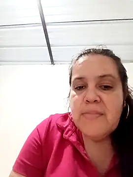 Snapshot of lunanataly chatting on 12.14.25 lunanataly online show from 12.14.25