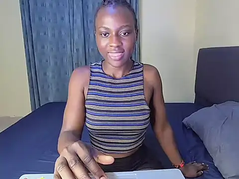 Snapshot of ebonyy_duchess chatting on 03.05.26 ebonyy duchess online show from 03.05.26