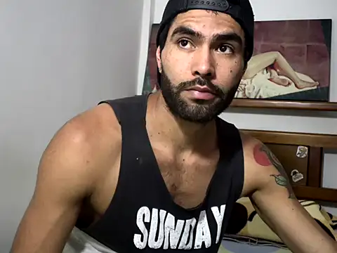 hideonbush051 online show from 11.16.25