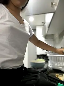 Salome golvert online show from 11.15.25