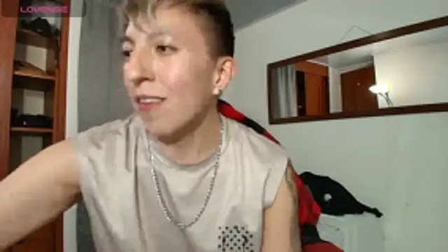 Snapshot of Sexyboy_666 chatting on 06.10.26 Sexyboy 666 online show from 06.10.26