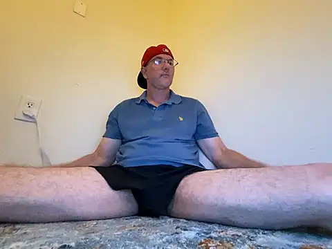 Snapshot of KrixKross chatting on 01.24.25 KrixKross online show from 01.24.25