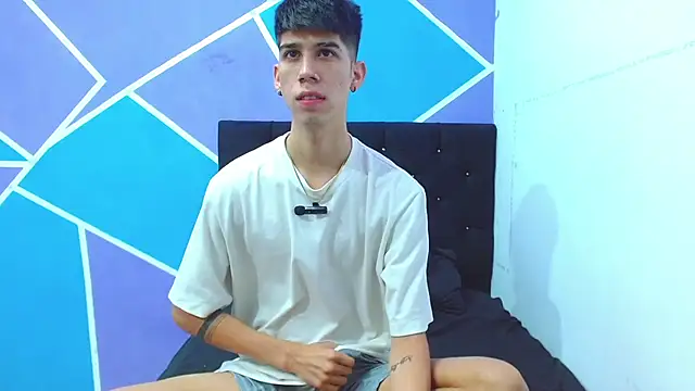 Snapshot of jhony-sex chatting on 12.07.24 jhony-sex online show from 12.07.24