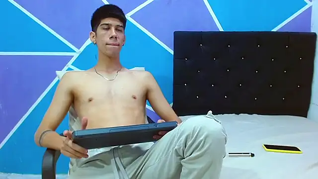 Snapshot of jhony-sex chatting on 01.17.25 jhony-sex online show from 01.17.25