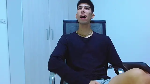 Snapshot of jhony-sex chatting on 09.27.25 jhony-sex online show from 09.27.25