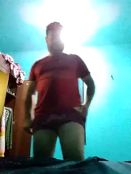 Snapshot of mundogo chatting on 11.17.25 mundogo online show from 11.17.25